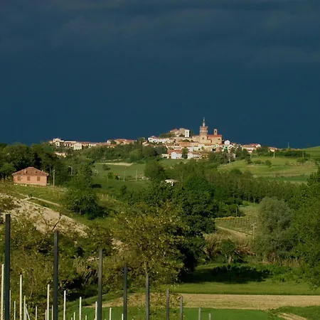 Agroturismo Cascina Alberta Vignale